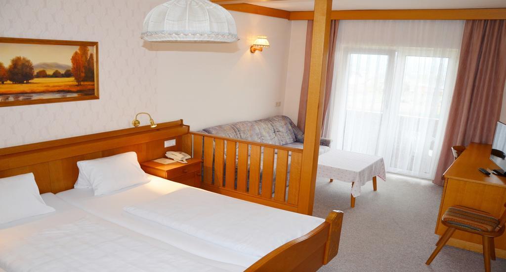 Hotel Fantur Velden am Woerthersee Exterior photo